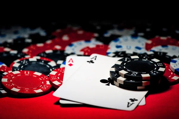 mpo 100 mobile app showing free-play live-dealer table on iPhone